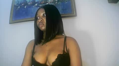 Snapshot of sweetness755325 chatting on September 2025 12:12:02 AM sweetness755325 online show from September 2025 12:12:02 AM