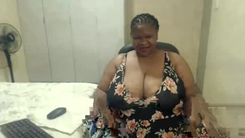 Snapshot of sweetnoziexxx chatting on December 2024 02:55:01 PM sweetnoziexxx online show from December 2024 02:55:01 PM
