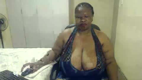 Snapshot of sweetnoziexxx chatting on December 2024 02:20:02 AM sweetnoziexxx online show from December 2024 02:20:02 AM