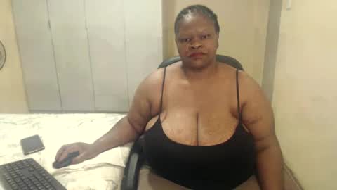 Snapshot of sweetnoziexxx chatting on December 2024 09:57:01 AM sweetnoziexxx online show from December 2024 09:57:01 AM