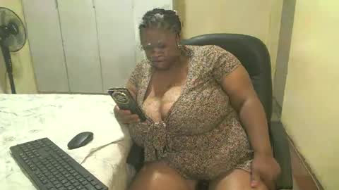 Snapshot of sweetnoziexxx chatting on December 2024 07:08:01 AM sweetnoziexxx online show from December 2024 07:08:01 AM