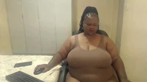 Snapshot of sweetnoziexxx chatting on January 2025 03:53:01 AM sweetnoziexxx online show from January 2025 03:53:01 AM