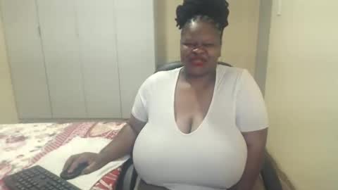 Snapshot of sweetnoziexxx chatting on January 2025 06:46:01 AM sweetnoziexxx online show from January 2025 06:46:01 AM