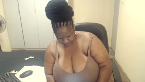 Snapshot of sweetnoziexxx chatting on February 2025 09:57:02 AM sweetnoziexxx online show from February 2025 09:57:02 AM