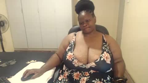 Snapshot of sweetnoziexxx chatting on February 2025 10:48:02 AM sweetnoziexxx online show from February 2025 10:48:02 AM