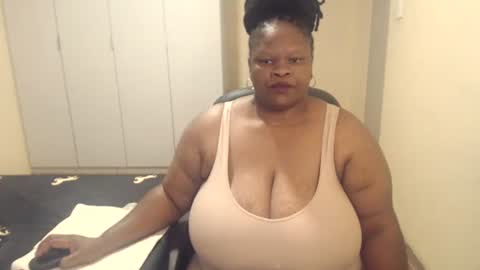 Snapshot of sweetnoziexxx chatting on February 2025 01:49:02 PM sweetnoziexxx online show from February 2025 01:49:02 PM