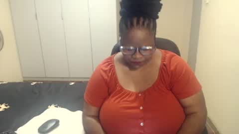Snapshot of sweetnoziexxx chatting on February 2025 12:27:01 PM sweetnoziexxx online show from February 2025 12:27:01 PM