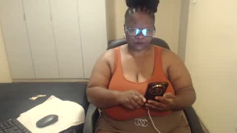 Snapshot of sweetnoziexxx chatting on February 2025 07:34:02 AM sweetnoziexxx online show from February 2025 07:34:02 AM