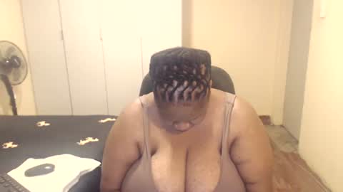 Snapshot of sweetnoziexxx chatting on March 2025 02:00:01 PM sweetnoziexxx online show from March 2025 02:00:01 PM