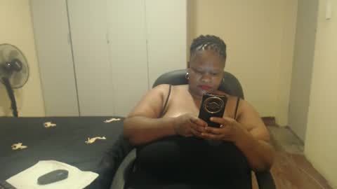 Snapshot of sweetnoziexxx chatting on March 2025 03:02:01 PM sweetnoziexxx online show from March 2025 03:02:01 PM