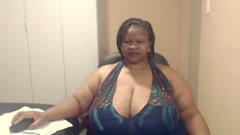 Snapshot of sweetnoziexxx chatting on October 2025 05:08:01 AM sweetnoziexxx online show from October 2025 05:08:01 AM