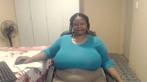 Snapshot of sweetnoziexxx chatting on December 2025 04:33:02 AM sweetnoziexxx online show from December 2025 04:33:02 AM