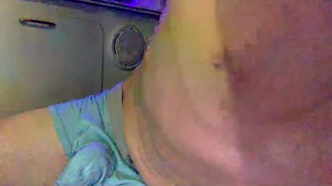 Snapshot of sweetnsexy95 chatting on February 2025 02:26:01 AM WeAim2PZzz online show from February 2025 02:26:01 AM