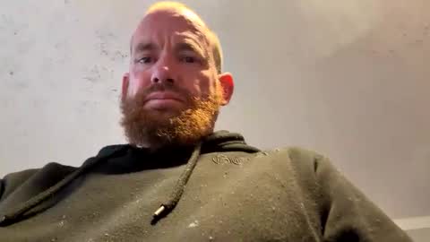 WeAim2PZzz online show from February 2026 12:37:01 PM