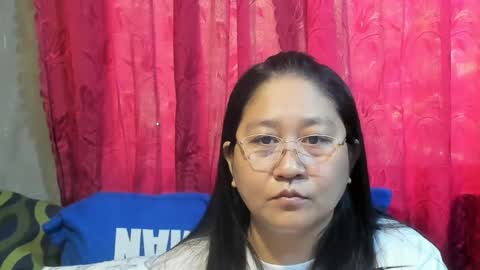 Snapshot of sweetpilipina88 chatting on August 2026 03:19:01 AM MIA online show from August 2026 03:19:01 AM
