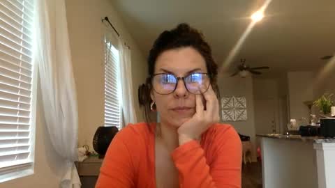 Snapshot of sweetriddance chatting on September 2025 03:02:01 PM sweetriddance online show from September 2025 03:02:01 PM