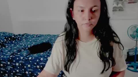 Snapshot of sweetsquirtx23 chatting on March 2026 11:38:01 PM lili online show from March 2026 11:38:01 PM