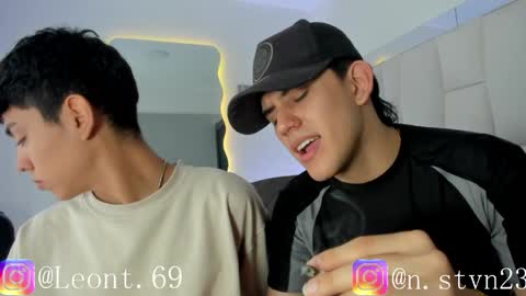 sweett_candy2 online show from April 2026 01:33:02 PM