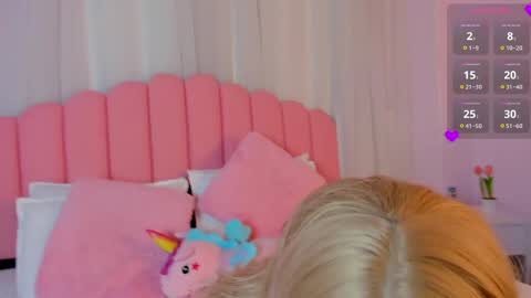 sweett_fire online show from May 2026 05:54:01 PM