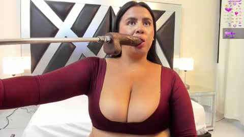    1430 - 22-00 online show from November 2025 04:57:02 AM