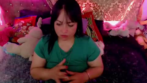 Snapshot of sweett_martina chatting on June 2026 02:20:02 AM martina online show from June 2026 02:20:02 AM