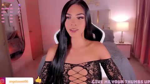 Snapshot of sweett_shinexx chatting on May 2026 06:52:01 AM angel online show from May 2026 06:52:01 AM