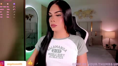 Snapshot of sweett_shinexx chatting on May 2026 02:18:02 AM angel online show from May 2026 02:18:02 AM