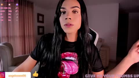 Snapshot of sweett_shinexx chatting on May 2026 07:22:01 PM angel online show from May 2026 07:22:01 PM