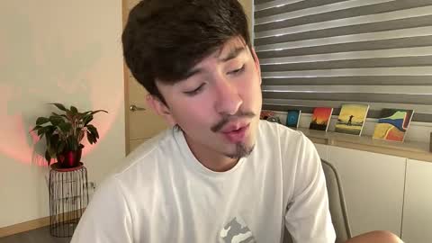 Andy  online show from October 2025 06:10:02 PM