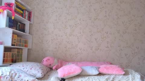 Lisa online show from April 2026 10:33:01 AM