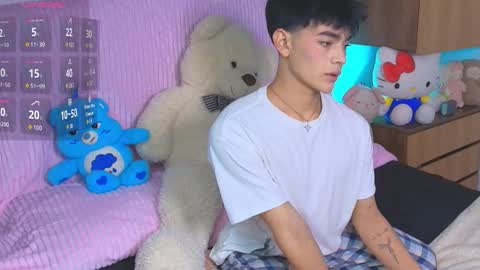 Neffer online show from December 2025 08:07:02 AM