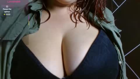 Snapshot of sweettscarlet chatting on October 2025 11:33:01 AM Scarlet online show from October 2025 11:33:01 AM