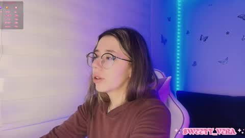 Snapshot of sweettvera_ chatting on November 2025 10:04:02 AM Veronica Independent Model online show from November 2025 10:04:02 AM