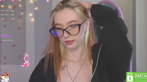 Elis  a little vacation Ill be here Saturday my schedules in bio online show from January 2025 09:40:02 AM