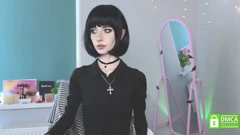 Snapshot of sweetuniporn chatting on July 2026 08:28:02 AM Elis a little vacation Ill be here Saturday my schedules in bio online show from July 2026 08:28:02 AM