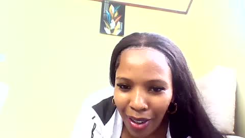 Snapshot of sweetveee chatting on June 2026 12:14:02 PM Vee online show from June 2026 12:14:02 PM