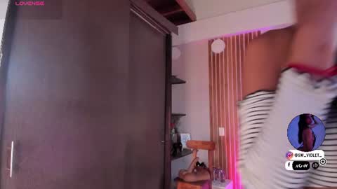 Snapshot of sweetviolet___ chatting on July 2026 12:01:01 PM sweetviolet___ online show from July 2026 12:01:01 PM