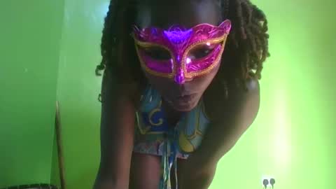 Snapshot of sweetwipe_africana14 chatting on February 2026 06:53:02 AM Essy online show from February 2026 06:53:02 AM