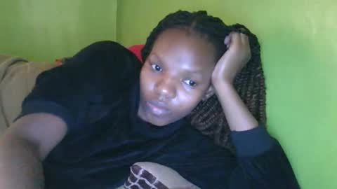 Snapshot of sweetwipe_africana14 chatting on March 2026 09:28:01 AM Essy online show from March 2026 09:28:01 AM