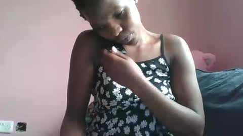 Snapshot of sweetwipe_africana14 chatting on March 2026 09:48:01 AM Essy online show from March 2026 09:48:01 AM