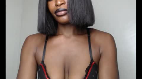 Snapshot of sweetxxboobsx chatting on November 2025 08:46:01 AM sweetxxboobsx online show from November 2025 08:46:01 AM