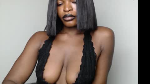 Snapshot of sweetxxboobsx chatting on November 2025 10:20:02 PM sweetxxboobsx online show from November 2025 10:20:02 PM