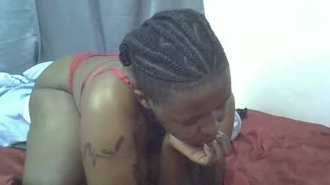 Snapshot of sweety_ass_ chatting on November 2025 02:31:02 AM SweetAss online show from November 2025 02:31:02 AM