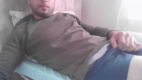 Snapshot of sweety_boy21 chatting on December 2024 11:32:02 AM sweety_boy21 online show from December 2024 11:32:02 AM