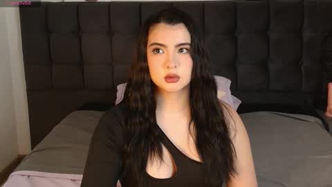 sweety nicole 3 online show from November 2025 02:01:02 AM