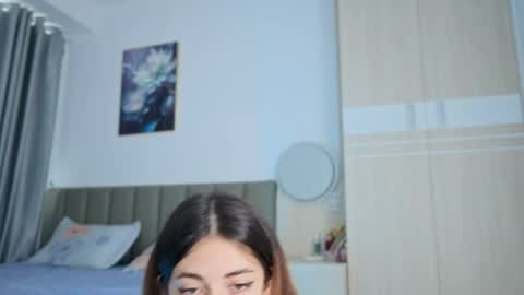 Snapshot of sweety_vikky chatting on May 2026 12:05:01 AM Vikky online show from May 2026 12:05:01 AM