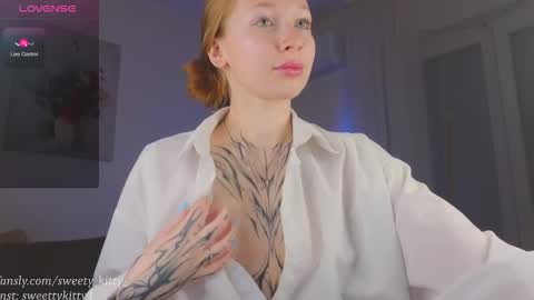 Snapshot of sweetykitty_x chatting on January 2026 12:53:02 PM Jenny give it a sub online show from January 2026 12:53:02 PM