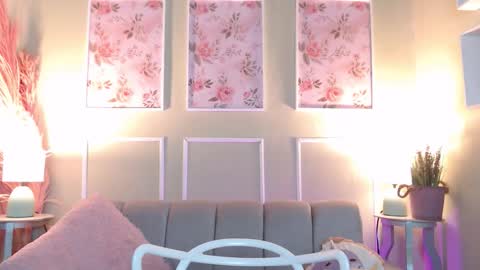 LAURA online show from February 2026 11:58:02 AM