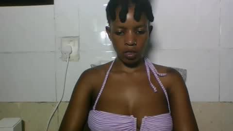 Snapshot of sweetz_candice chatting on November 2025 10:42:02 PM sweetz_candice online show from November 2025 10:42:02 PM
