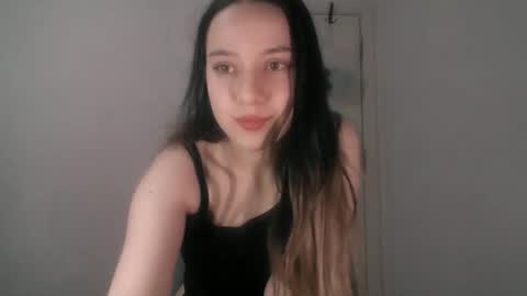 nur online show from November 2025 05:02:01 PM